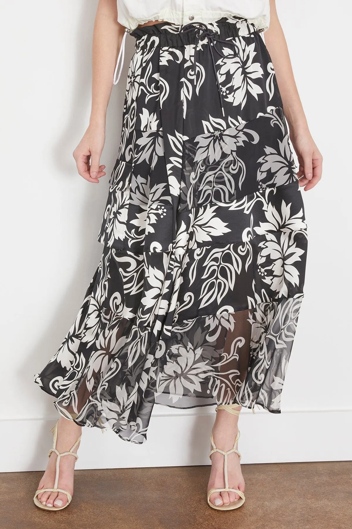 Floral Print Skirt in Black