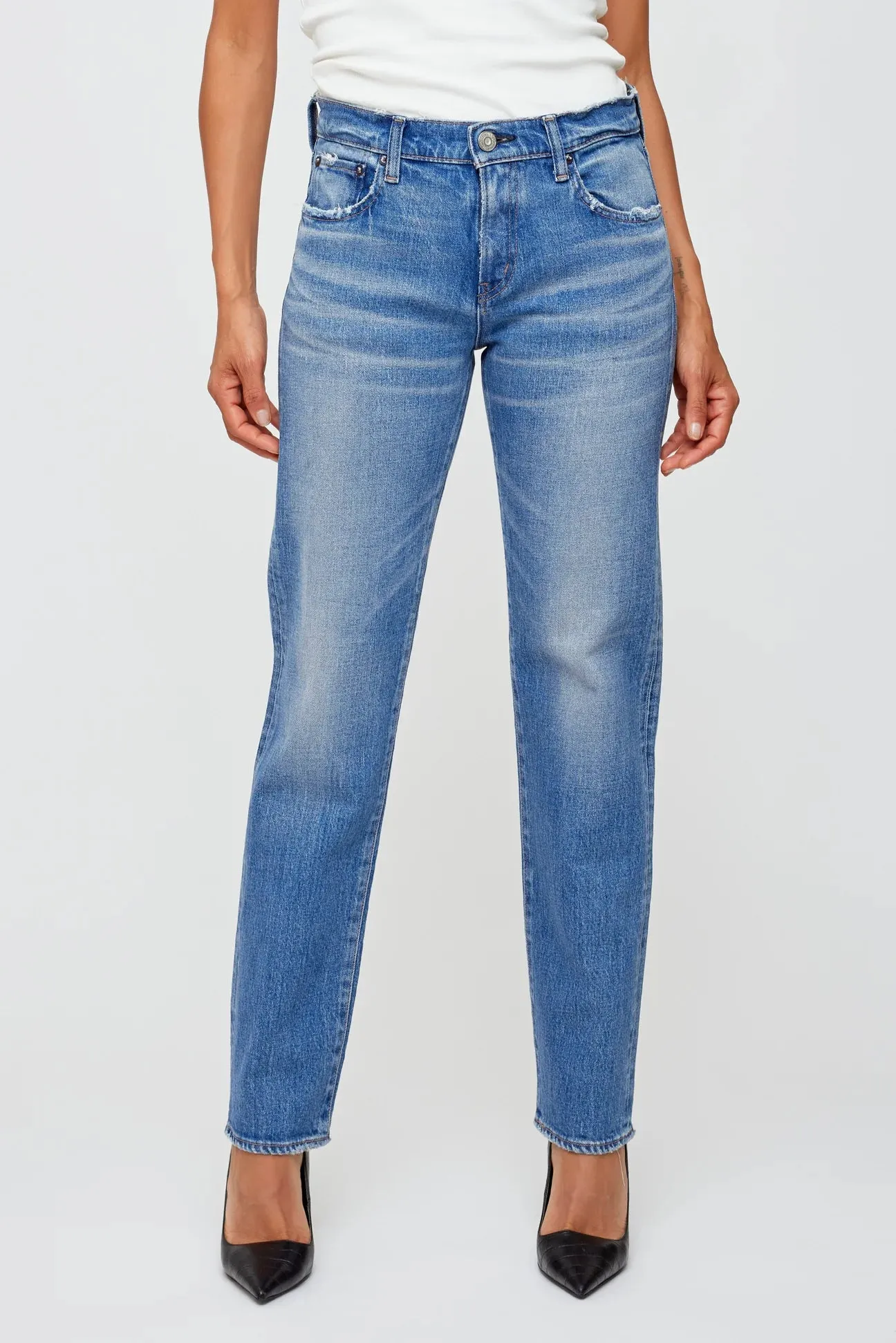 Moussy Groveland Straight