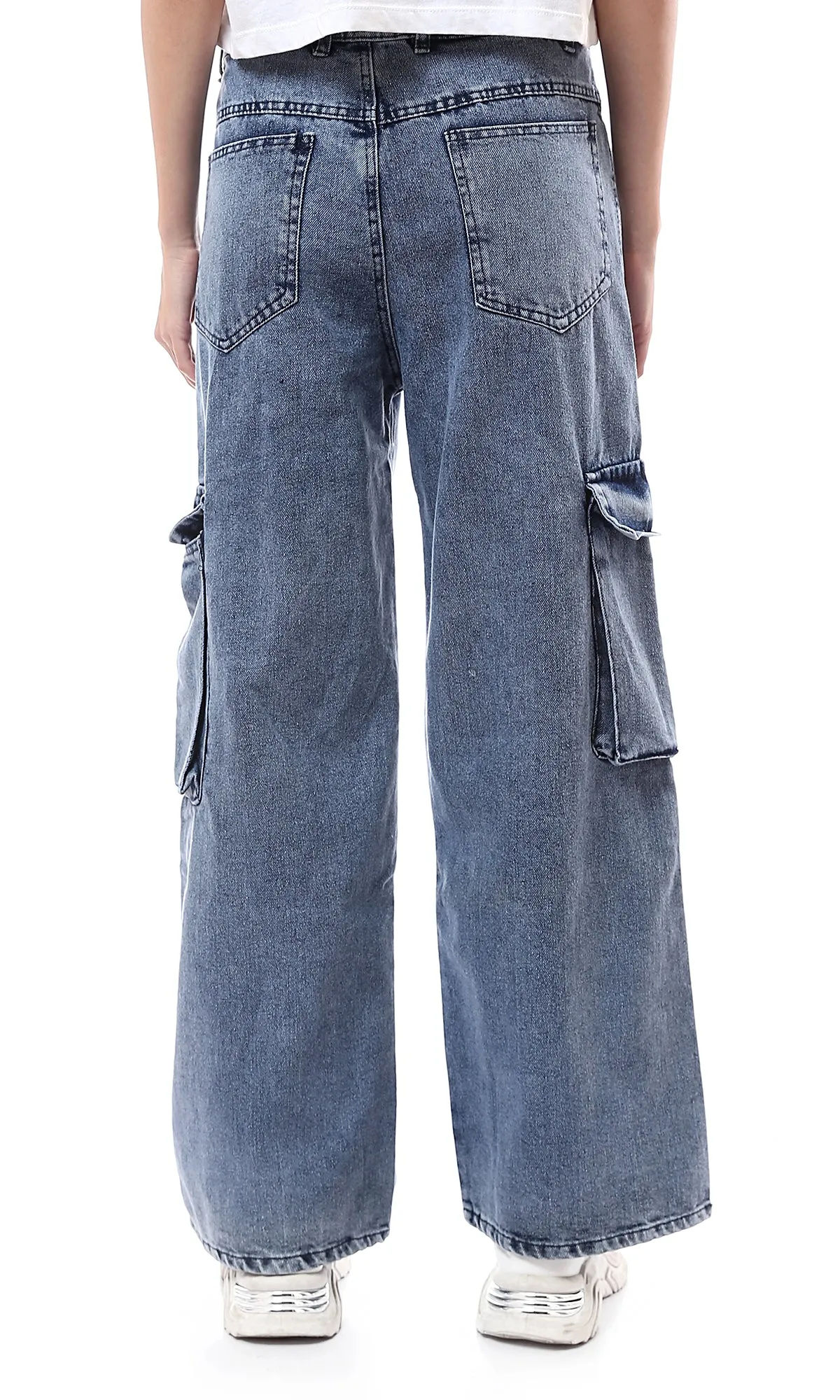 O175690 Wide Leg With Side Pockets Light Vintage Jeans