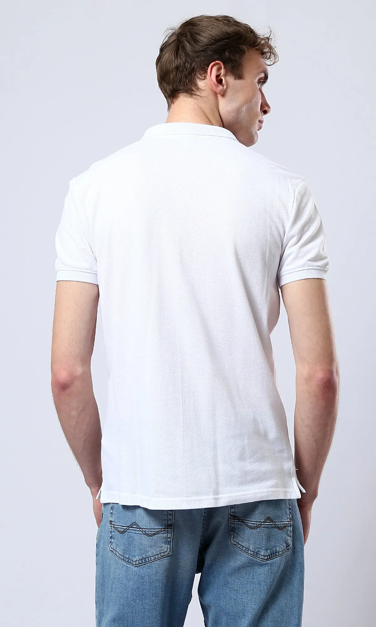 O178898 Regular Fit White Polo Shirt With Buttoned Neck